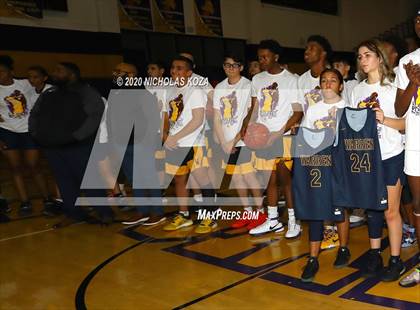 Thumbnail 1 in Warren vs. Lynwood photogallery.