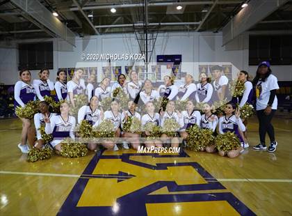 Thumbnail 3 in Warren vs. Lynwood photogallery.