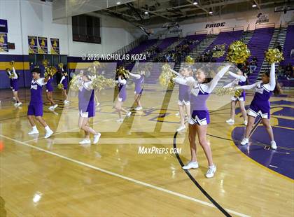 Thumbnail 3 in Warren vs. Lynwood photogallery.
