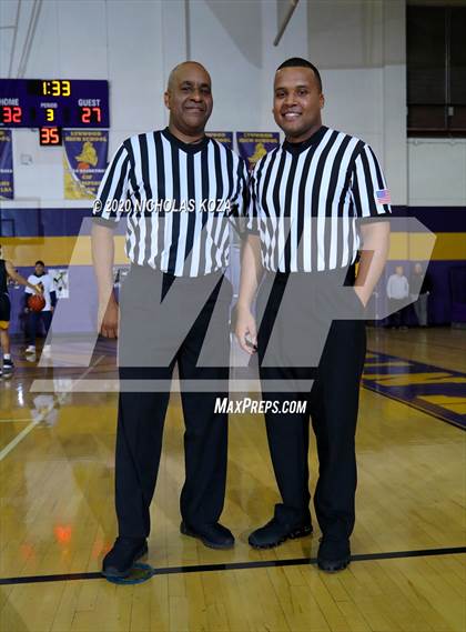 Thumbnail 2 in Warren vs. Lynwood photogallery.