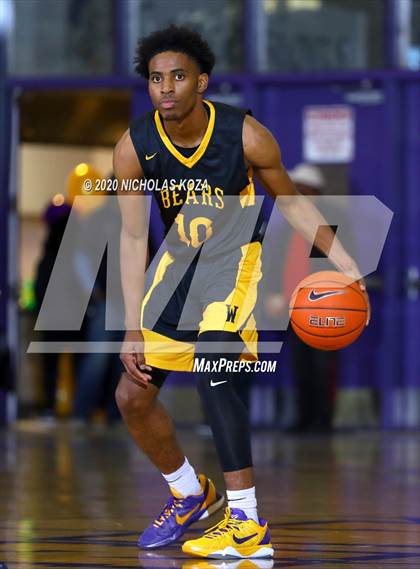 Thumbnail 2 in Warren vs. Lynwood photogallery.