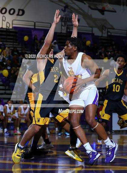 Thumbnail 3 in Warren vs. Lynwood photogallery.