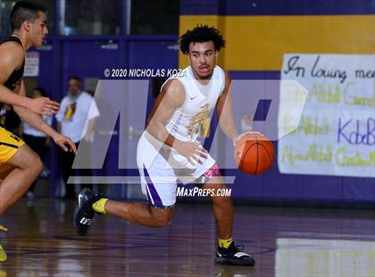 Thumbnail 3 in Warren vs. Lynwood photogallery.
