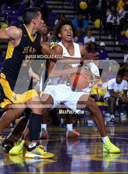 Thumbnail 3 in Warren vs. Lynwood photogallery.