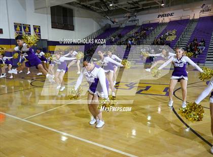 Thumbnail 2 in Warren vs. Lynwood photogallery.