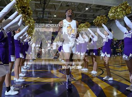 Thumbnail 2 in Warren vs. Lynwood photogallery.