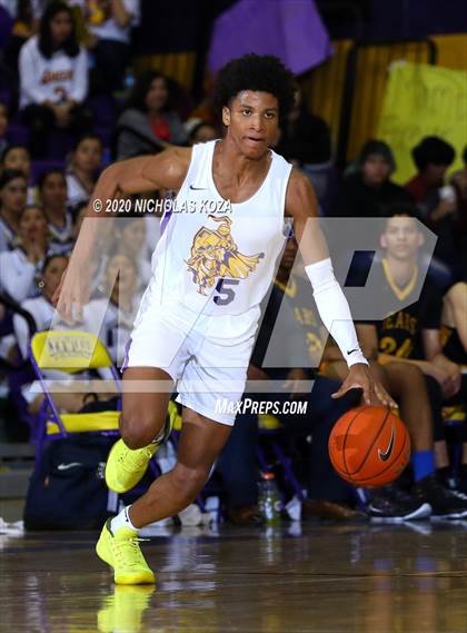 Thumbnail 2 in Warren vs. Lynwood photogallery.