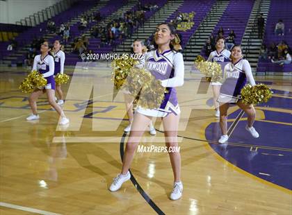 Thumbnail 2 in Warren vs. Lynwood photogallery.