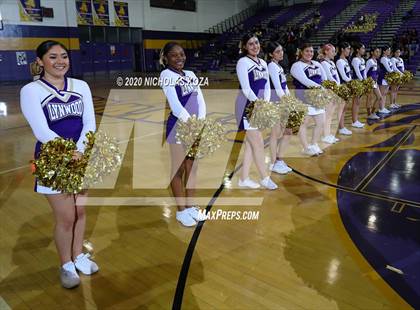 Thumbnail 2 in Warren vs. Lynwood photogallery.