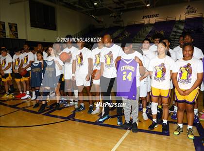 Thumbnail 3 in Warren vs. Lynwood photogallery.