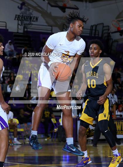 Thumbnail 3 in Warren vs. Lynwood photogallery.