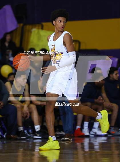 Thumbnail 3 in Warren vs. Lynwood photogallery.