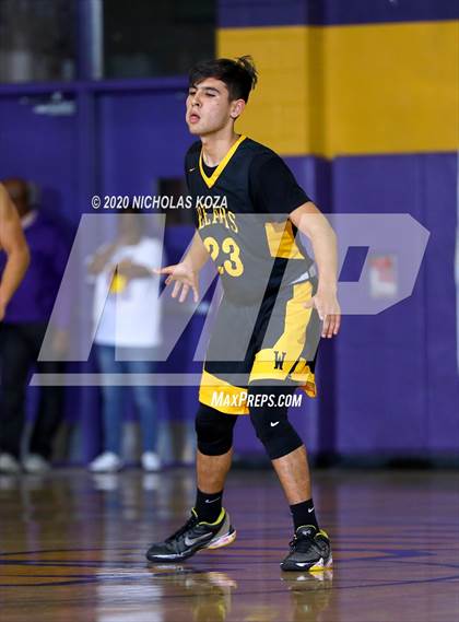 Thumbnail 1 in Warren vs. Lynwood photogallery.