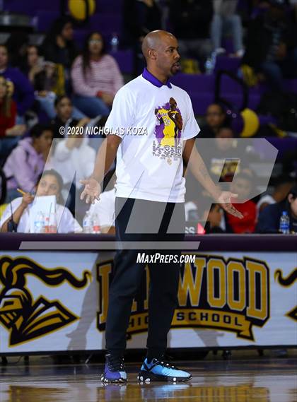 Thumbnail 2 in Warren vs. Lynwood photogallery.