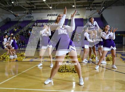 Thumbnail 1 in Warren vs. Lynwood photogallery.