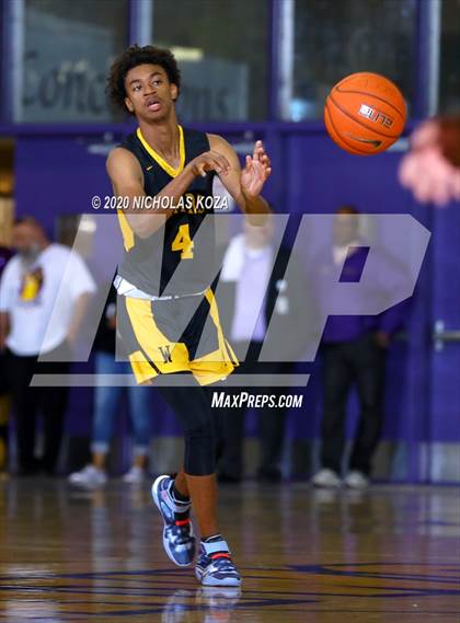 Thumbnail 2 in Warren vs. Lynwood photogallery.