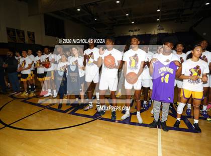 Thumbnail 2 in Warren vs. Lynwood photogallery.