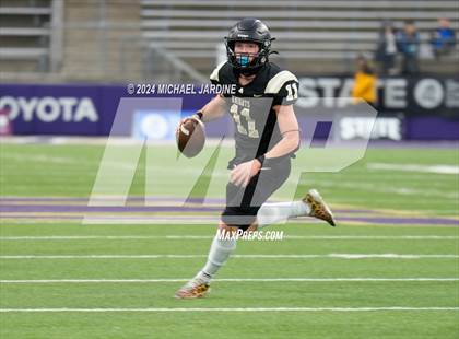 Thumbnail 1 in Seton Catholic vs Royal (WIAA 1A Final) photogallery.