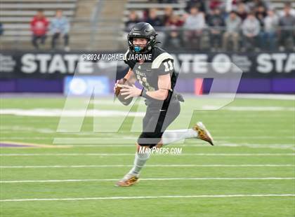 Thumbnail 3 in Seton Catholic vs Royal (WIAA 1A Final) photogallery.