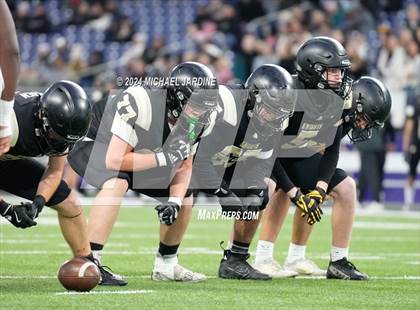 Thumbnail 3 in Seton Catholic vs Royal (WIAA 1A Final) photogallery.