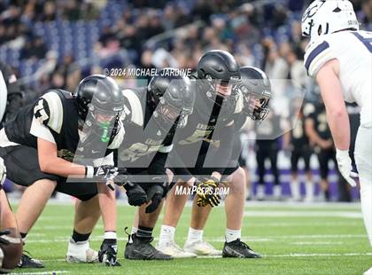 Thumbnail 2 in Seton Catholic vs Royal (WIAA 1A Final) photogallery.