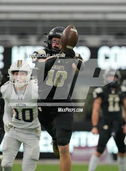 Thumbnail 1 in Seton Catholic vs Royal (WIAA 1A Final) photogallery.