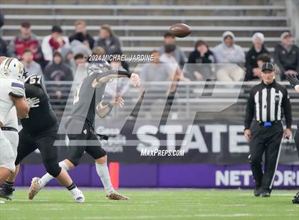 Thumbnail 2 in Seton Catholic vs Royal (WIAA 1A Final) photogallery.