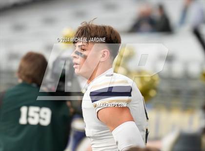 Thumbnail 2 in Seton Catholic vs Royal (WIAA 1A Final) photogallery.