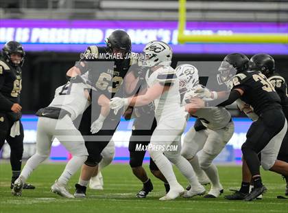 Thumbnail 2 in Seton Catholic vs Royal (WIAA 1A Final) photogallery.