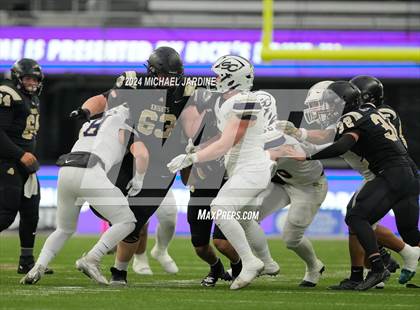 Thumbnail 3 in Seton Catholic vs Royal (WIAA 1A Final) photogallery.