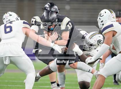 Thumbnail 2 in Seton Catholic vs Royal (WIAA 1A Final) photogallery.