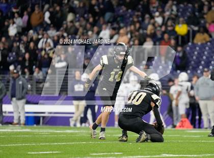 Thumbnail 2 in Seton Catholic vs Royal (WIAA 1A Final) photogallery.