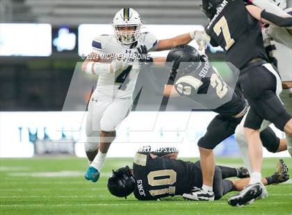 Thumbnail 3 in Seton Catholic vs Royal (WIAA 1A Final) photogallery.