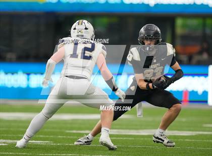 Thumbnail 1 in Seton Catholic vs Royal (WIAA 1A Final) photogallery.