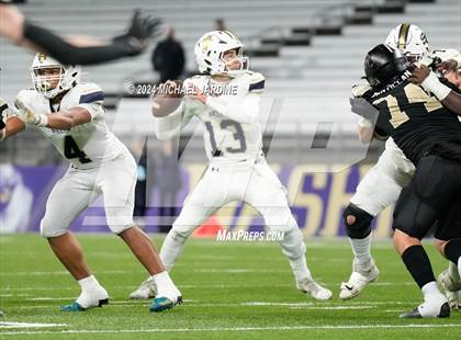 Thumbnail 2 in Seton Catholic vs Royal (WIAA 1A Final) photogallery.