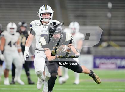 Thumbnail 1 in Seton Catholic vs Royal (WIAA 1A Final) photogallery.