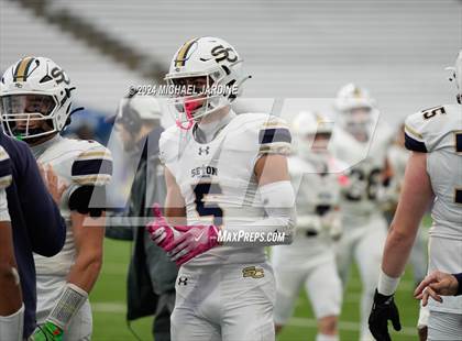 Thumbnail 3 in Seton Catholic vs Royal (WIAA 1A Final) photogallery.