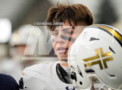 Thumbnail 2 in Seton Catholic vs Royal (WIAA 1A Final) photogallery.