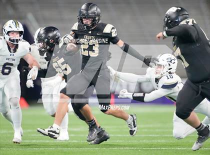 Thumbnail 2 in Seton Catholic vs Royal (WIAA 1A Final) photogallery.
