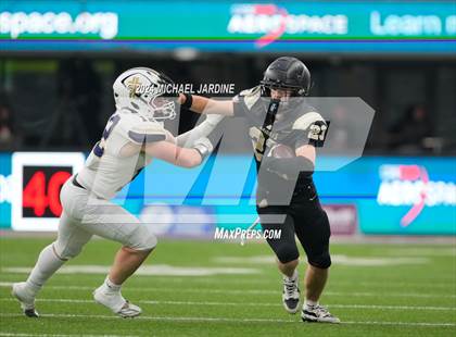 Thumbnail 1 in Seton Catholic vs Royal (WIAA 1A Final) photogallery.