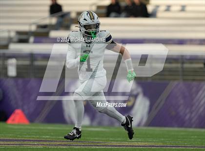 Thumbnail 2 in Seton Catholic vs Royal (WIAA 1A Final) photogallery.