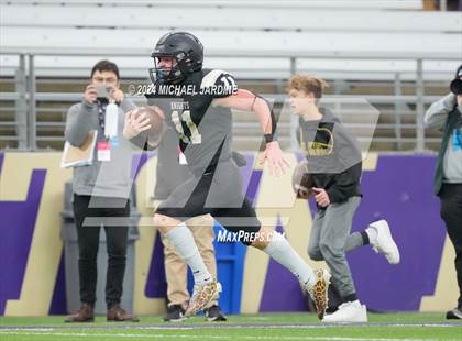 Thumbnail 2 in Seton Catholic vs Royal (WIAA 1A Final) photogallery.