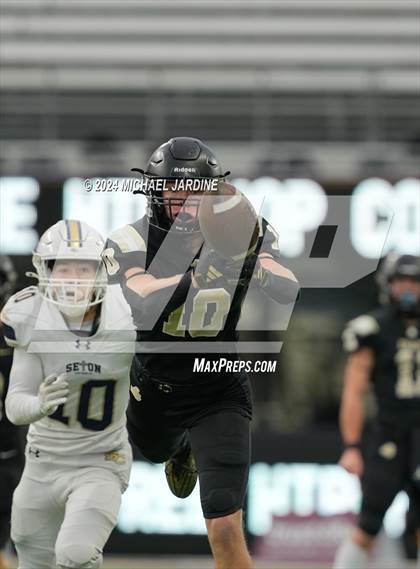 Thumbnail 2 in Seton Catholic vs Royal (WIAA 1A Final) photogallery.