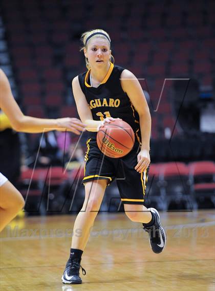 Thumbnail 2 in Flowing Wells vs. Saguaro (AIA D2 Finals) photogallery.
