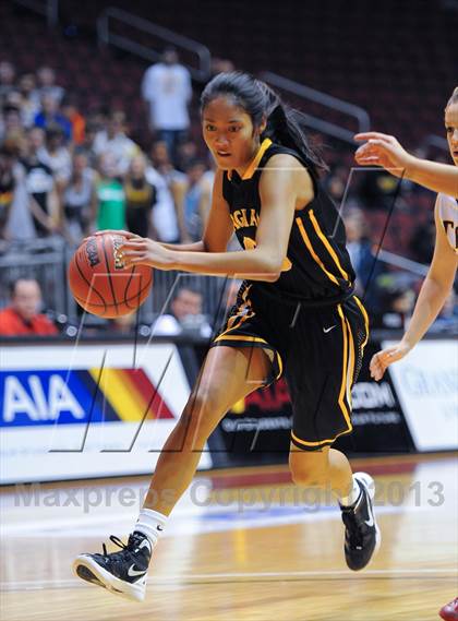 Thumbnail 3 in Flowing Wells vs. Saguaro (AIA D2 Finals) photogallery.
