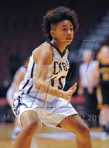 Thumbnail 3 in Flowing Wells vs. Saguaro (AIA D2 Finals) photogallery.