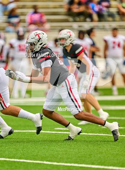 Thumbnail 2 in Cypress Springs vs. Tomball (UIL 6A D2 Football Bi-District) photogallery.