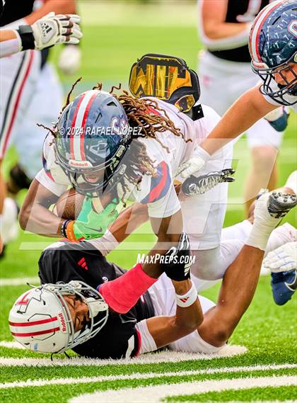 Thumbnail 2 in Cypress Springs vs. Tomball (UIL 6A D2 Football Bi-District) photogallery.
