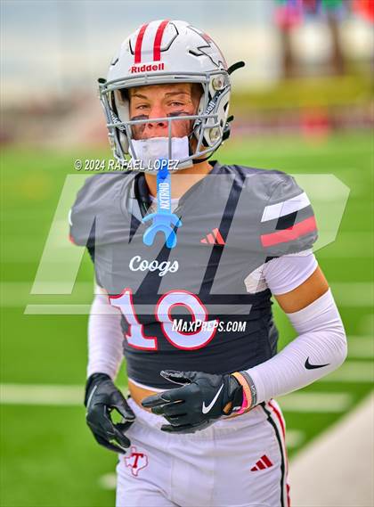 Thumbnail 1 in Cypress Springs vs. Tomball (UIL 6A D2 Football Bi-District) photogallery.