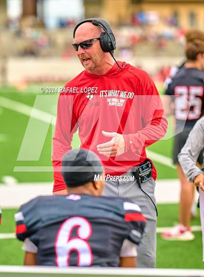 Thumbnail 2 in Cypress Springs vs. Tomball (UIL 6A D2 Football Bi-District) photogallery.